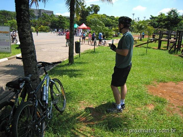 passeio de bike na ciclofaixa lazer em São Paulo - Parque das bicicletas