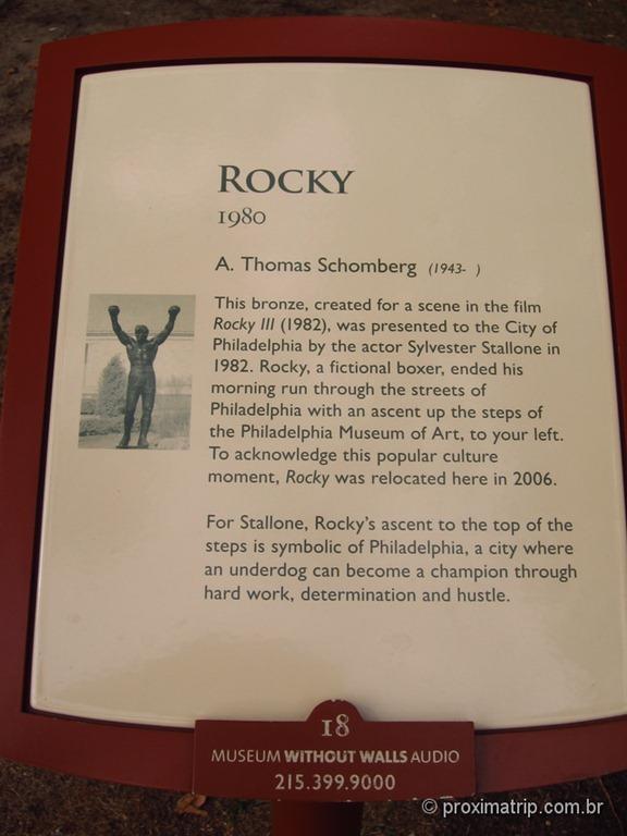 placa da estátua de "Rocky Balboa" no Museu de Arte da Philadelphia