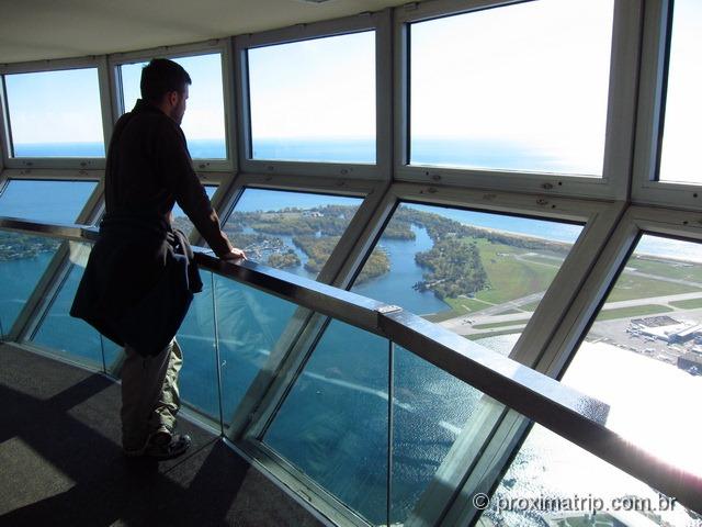 andar mais alto da CN Tower - Toronto - Canadá