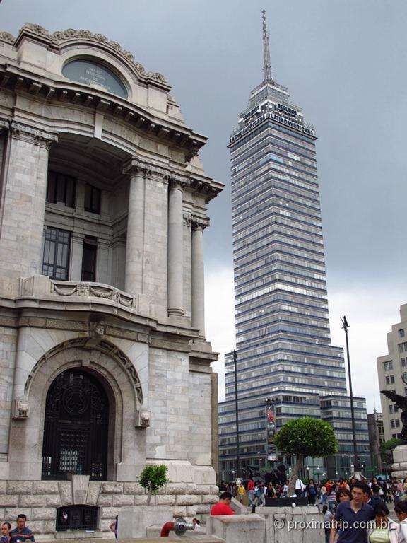 Torre Latinoamericana vista do Palácio das Bellas Artes - Cidade do México 