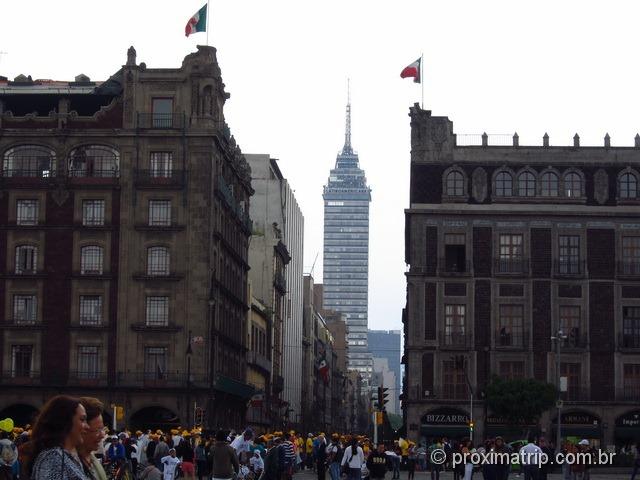 Torre Latinoamericana - vista do Zócalo - Cidade do México