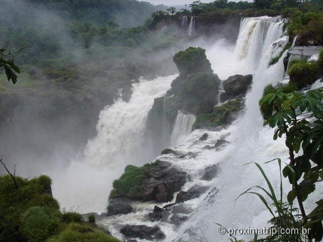 Circuito superior do Parque Nacional do Iguazú - cataratas argentinas