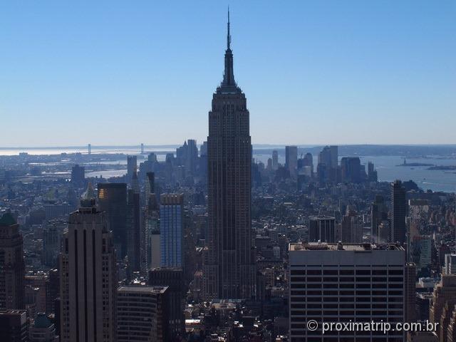 vista clássica do Empire State building, fotografado do Top of The Rock - Nova York vista clássica do Empire State building, fotografado do Top of The Rock - Nova York