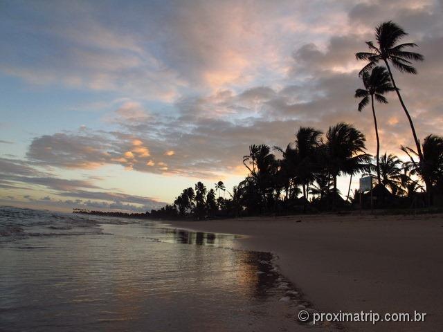 A tranquila praia de muto alto ao entardecer - Porto de Galinhas