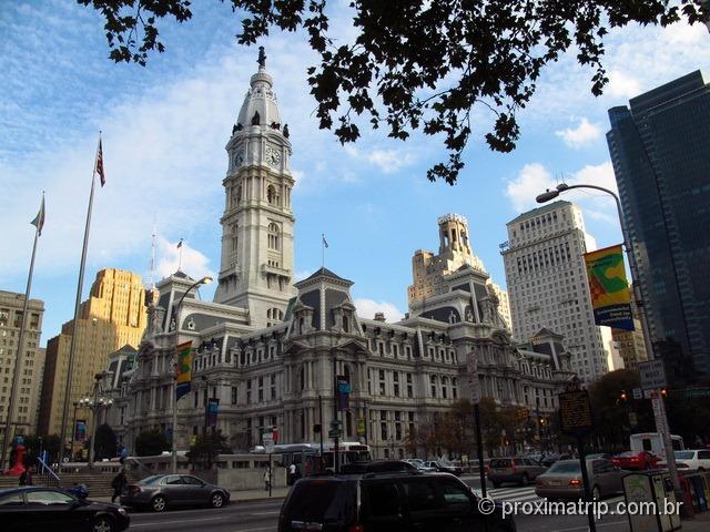 imponente City Hall, no centro da Philadelphia - EUA