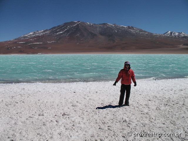 Laguna Verde margem espuma branca Bolívia