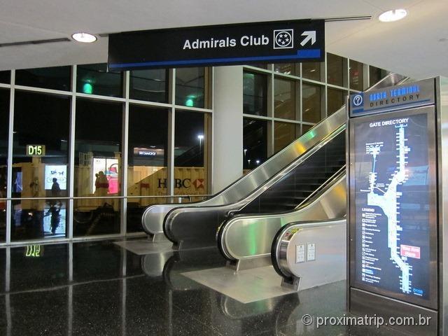 Como chegar na sala VIP Admirals Club (portão D15) no Aeroporto internacional de Miami - MIA