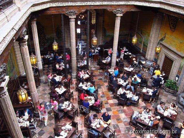 Interior da Casa dos azulejos - Cidade do México