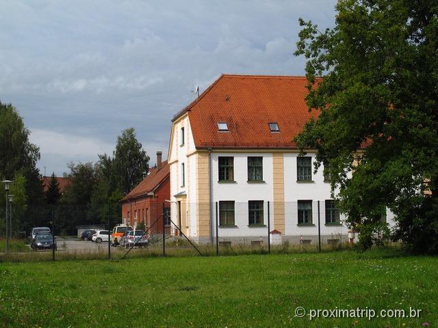 Dachau - o quartel general do comandante hoje commandant headquarters