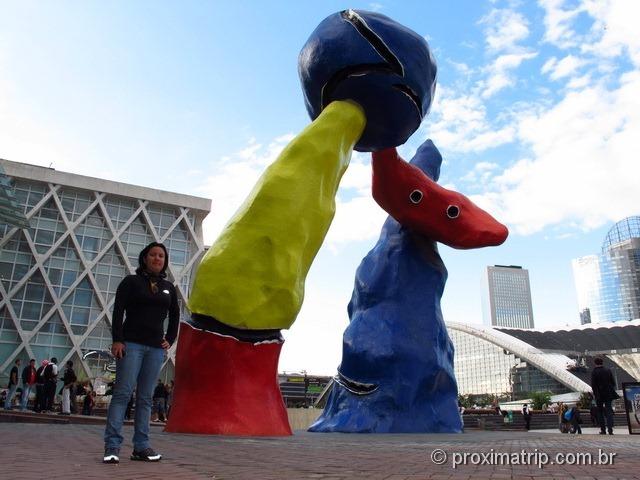Escultura Miró La Défense: "Deux personnages fantastiques"