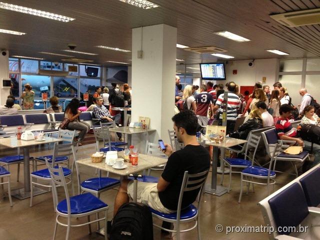 Terminal de embarque no Aeroporto de Navegantes (SC)