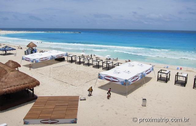 vista do mar de Cancun a partir do Shopping Forum By The Sea (praias de Punta Cancun e Gaviota Azul)