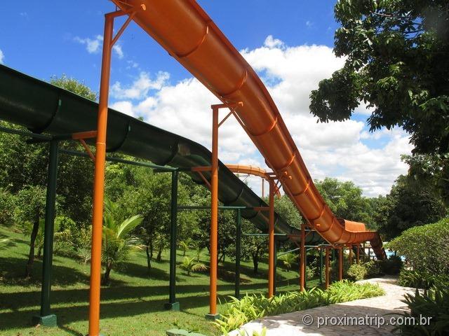 toboágua laranja super longo!! Parque aquático Thermas Water Park - Águas de São Pedro