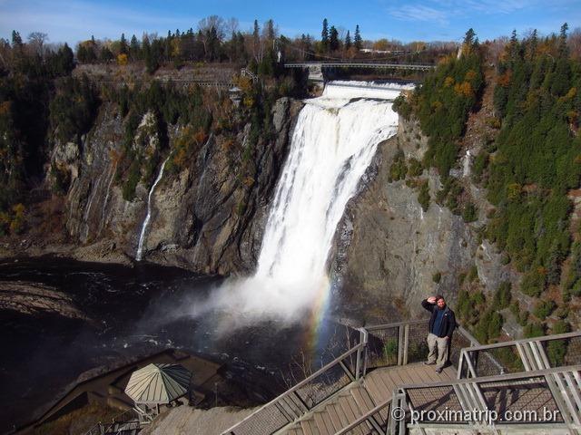 Escadaria - aqui termina o passeio em Montmorency Falls