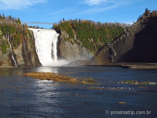 Montmorency Falls, a 7 km de Quebec