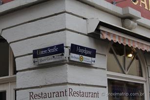 Rua dos restaurantes em Heidelberg