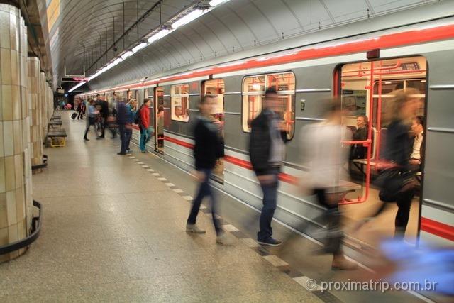 Como usar o metro em Praga