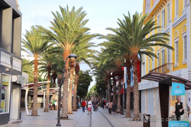 O que fazer em Aruba: Shoppings e compras em Oranjestad