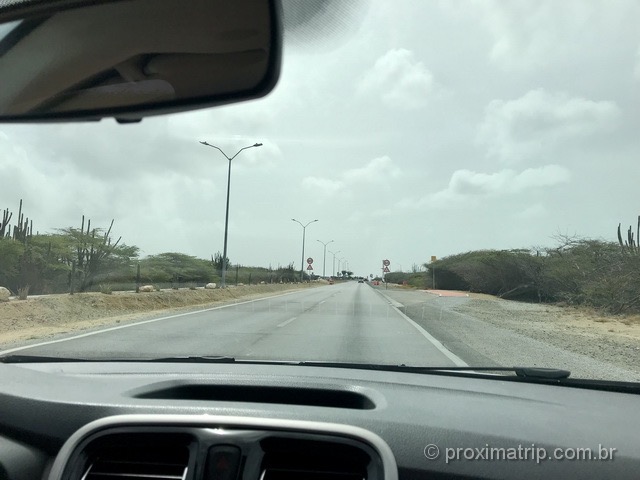 Dirigindo nas estradas de Aruba