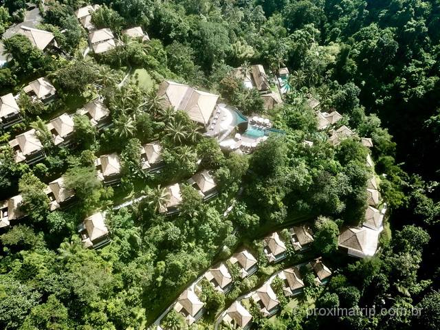 Um oásis para ficar em Bali: Hanging Gardens e suas villas no meio da floresta em Ubud