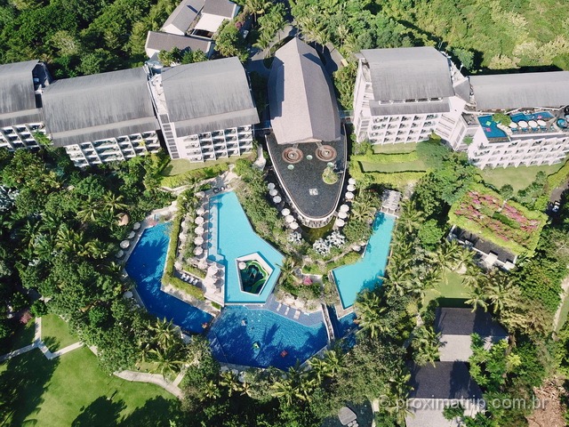 Onde se hospedar em Bali: Vista do hotel Rimba Jimbaran com drone