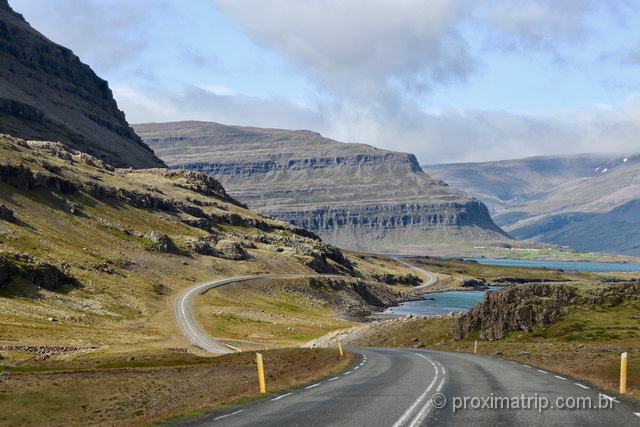 Dirigindo na Islândia: curvas, sobe e desce..e paisagens de tirar o fôlego!