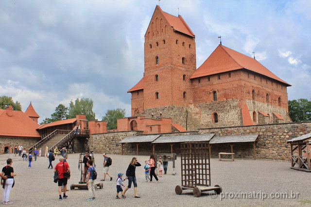 como visitar castelo de trakai por dentro