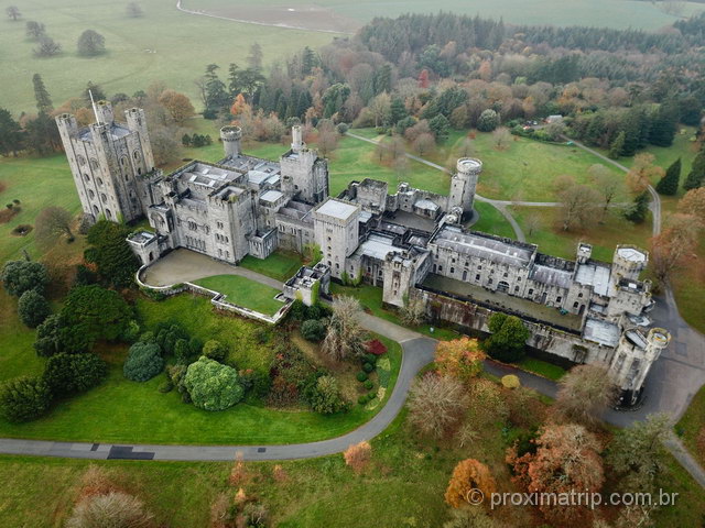 Belíssimo Penrhyn Castle, no País de Gales