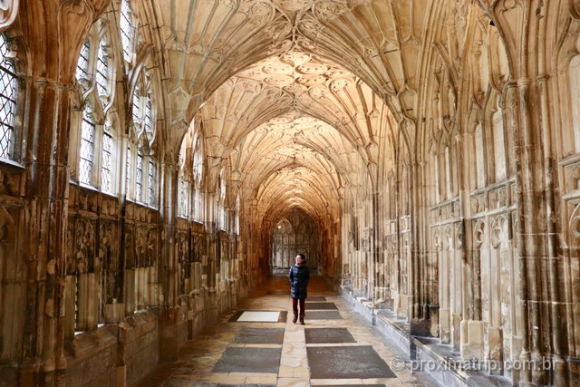 cenas do filme Harry Potter foram filmadas no Claustro da Catedral de Gloucester