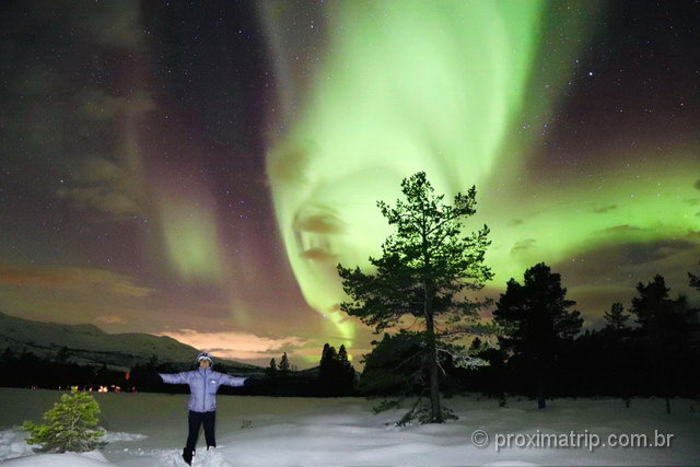 como fotografar a aurora boreal com pessoas