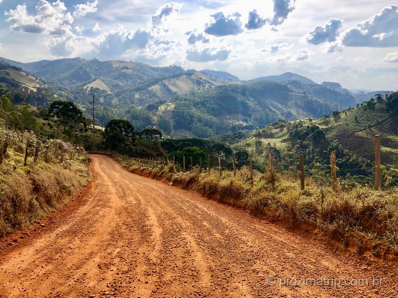 estrada de terra em Gonçalves MG