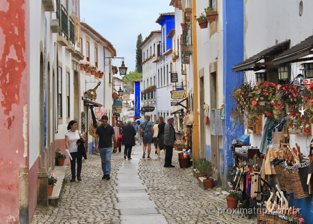 O que fazer em Óbidos - Rua Direita