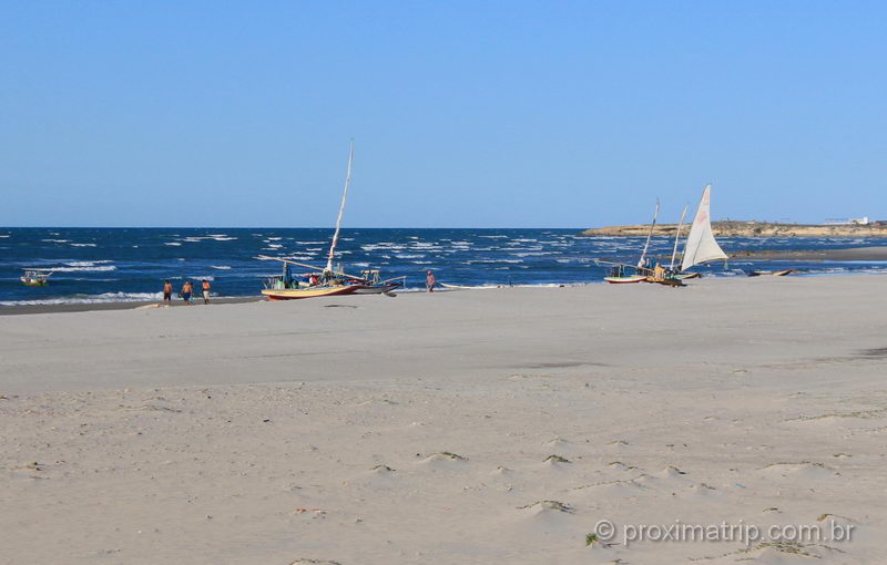 Praia em Fortim: Pontal de Maceió