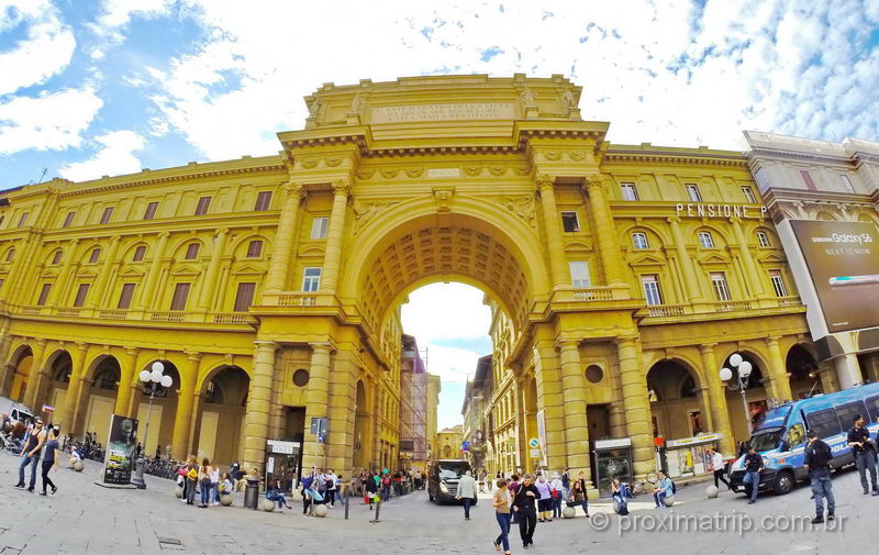 o que fazer em florença - Piazza della Republica