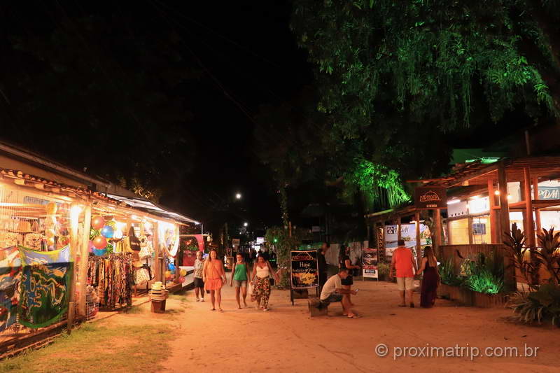 Centrinho de Barra Grande (BA) à noite