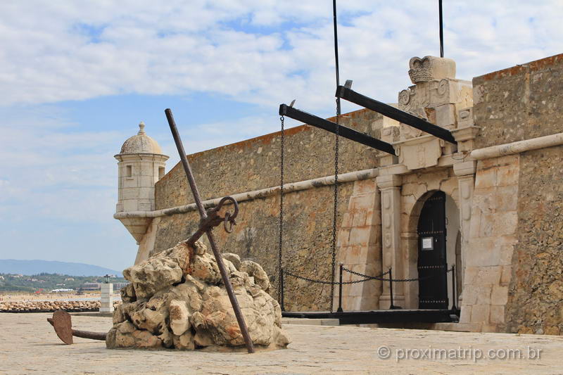 O que fazer em Lagos: visite o Forte da Ponta da Bandeira