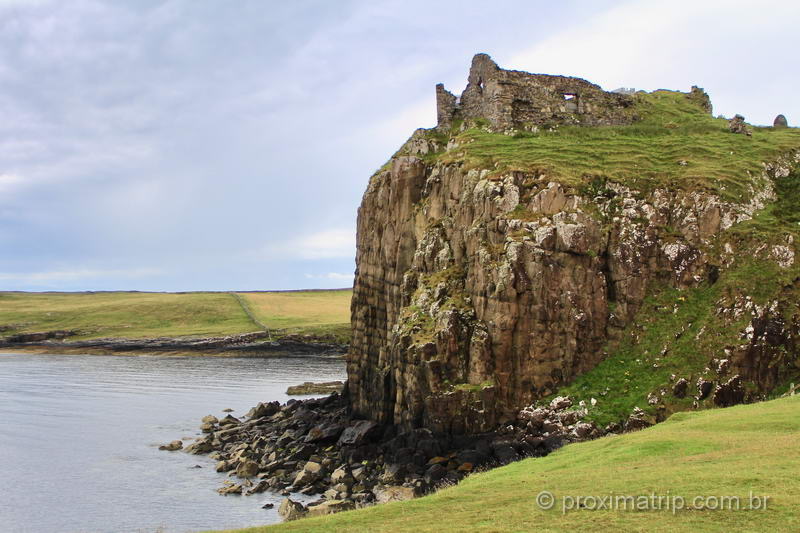 Ruínas do Castelo Duntulm na Ilha de Skye