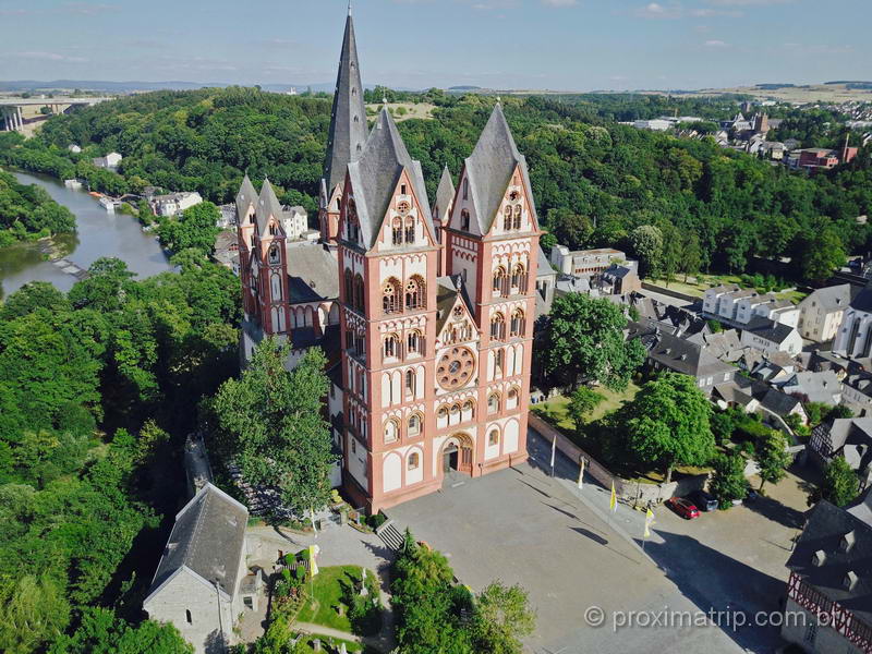 A belíssima Catedral de Limburg an der Lahn