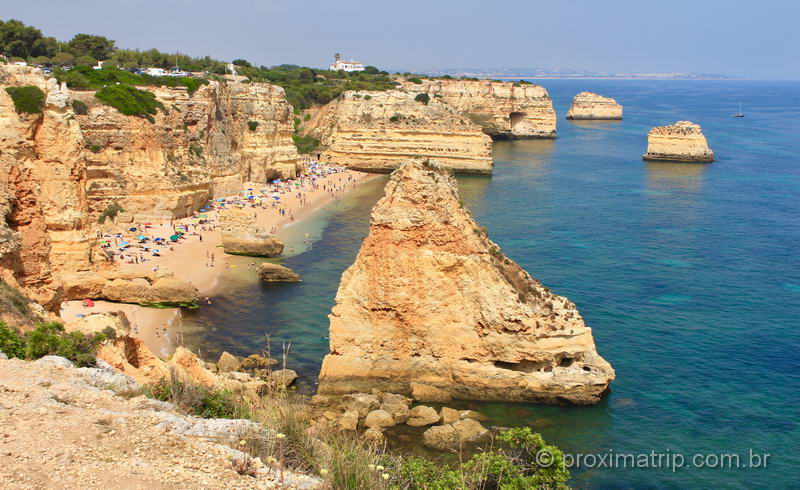 Praia da Marinha, no Algarve: uma das mais belas praias de Portugal