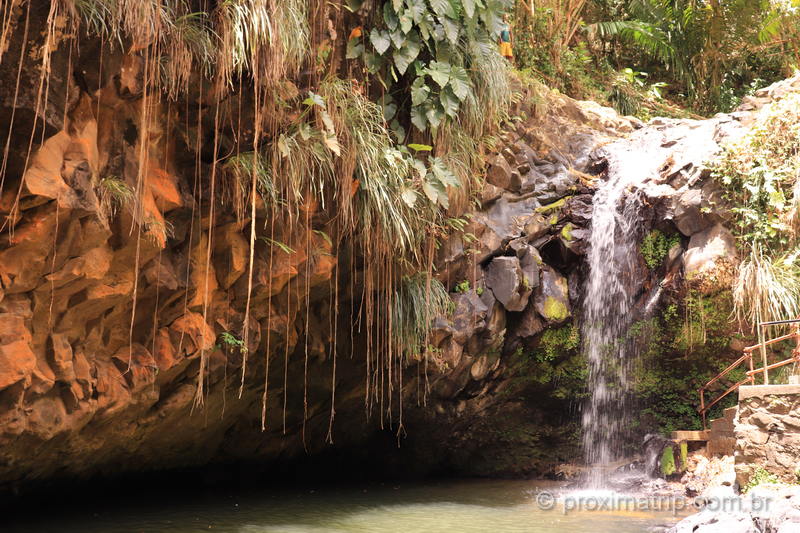 Um dos atrativos mais famosos de Granada: Annandale Falls