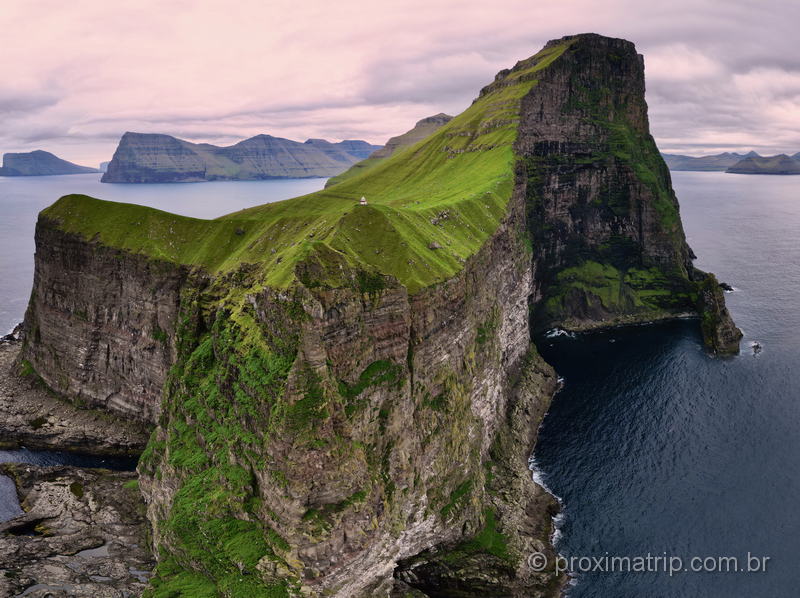 Kallur Lighthouse: uma das trilhas mais incríveis nas Ilhas Faroé